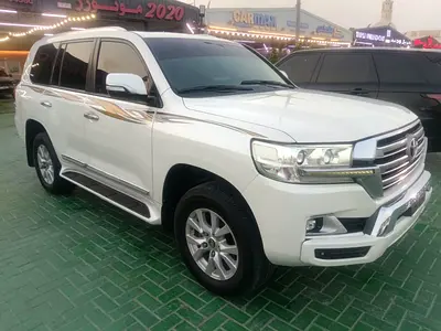 صورة 3 لـ 2017 Toyota LAND CRUISER