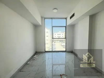 Spacious 1bhk available ready to move yearly for family big size huge apartment central AC neat and clean