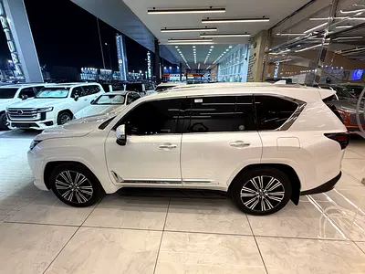 صورة 9 لـ 2025 Lexus LX-SERIES
