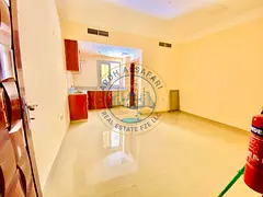 Prime location studio//17k//near bus station and park