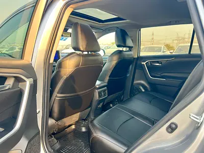 Toyota RAV4 XLE Premium, миниатюра 8