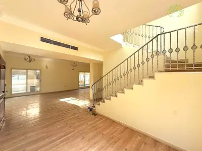 Well Maintained | Semi Independent | Corner Villa Available