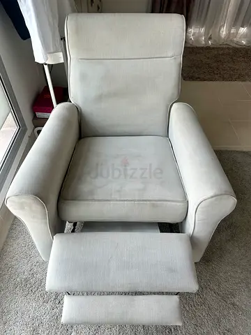 2 ikea recliners