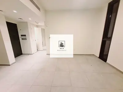 Specious luxury apartment for rent