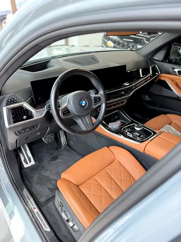 BMW X5 xDrive40i, миниатюра 3