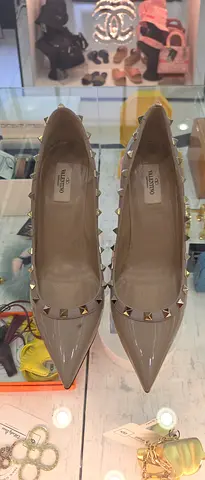 Valentino Rockstud Pointed Flats - Nude Patent Leather