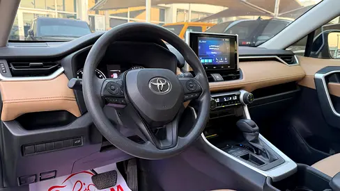 2024 Toyota RAV 4 照片 12