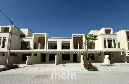 Ready 4-Bedroom Townhouse | Close to Lagoons