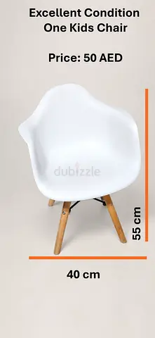 White Kids Chair with Wooden Legs – Excellent Condition