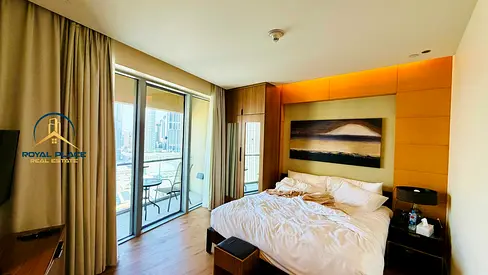 Upgraded | Spacious | Vacant | 1BR