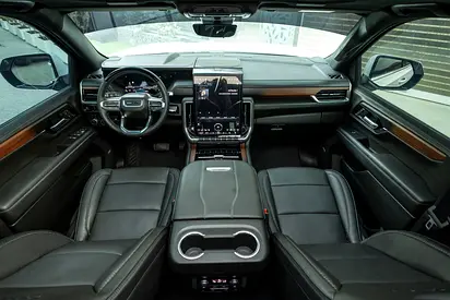صورة 13 لـ 2025 GMC YUKON
