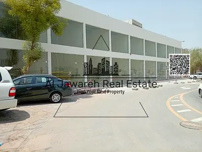 محل اول مستخدم موقع مناسب لجميع نشاطات\ الروضه 3\