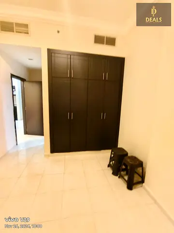 DISTRESS DEAL /READY TO MOVE APARTMENT/CASH DEAL1BHK+STUDY/FREEHOLD