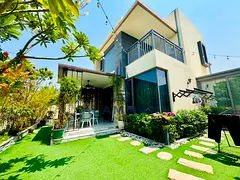 Landscaped 4Bedroom Plus Maid Unit Available