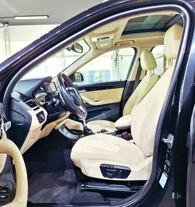2017 BMW X1 缩略图 7