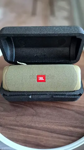 JBL Flip 5