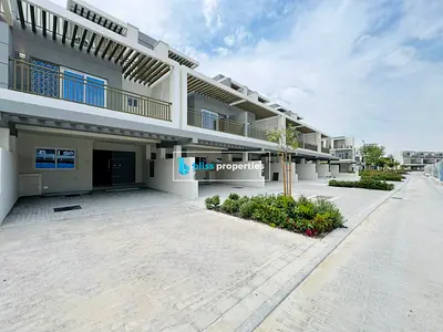 4BR Villa | Private Courtyard | Multiple Balconies