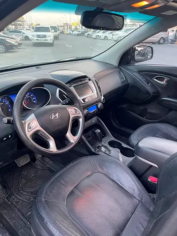 2012 Hyundai TUCSON — миниатюра 12