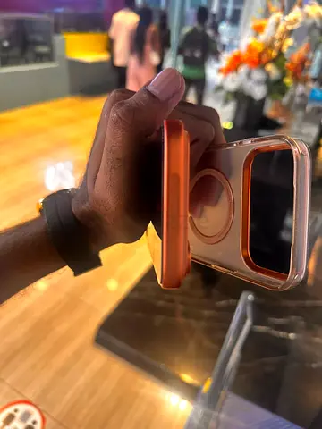 iPhone 17 Pro Max 256 Warranty until Dec 26