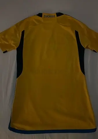 Yellow Sweden (Sverige) Football Jersey - (details are for 1 shirt only)