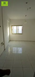 🔥 SPECIAL HOT OFFER – 2 BHK FLAT 🔥 🏠 2 Bedrooms + Hall ❄️ Central AC 🔥 Central Gas