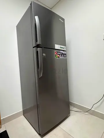 3 months used Like new Super general fridge 333 L net capacity