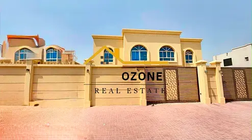Best Offer\^Specious 4-Bedrooms Villa For Rent in Hoshi