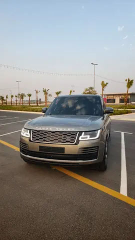 Land Rover Range Rover Supercharged 2018 | GCC Specs | Low Mileage