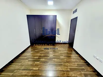 Hot Offer 1 parking Free 12 Cheques Payment|| Specious 2BR Near Ansar mall|| Wardrobe And Balcony || Ready To Move