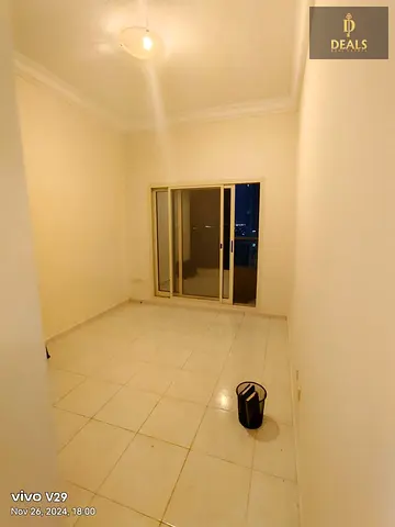 DISTRESS DEAL /READY TO MOVE APARTMENT/CASH DEAL1BHK+STUDY/FREEHOLD