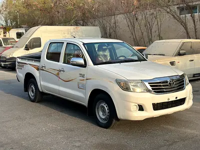 صورة 10 لـ 2014 Toyota HILUX