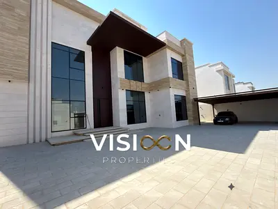 Brand new - modern villa - Prime location