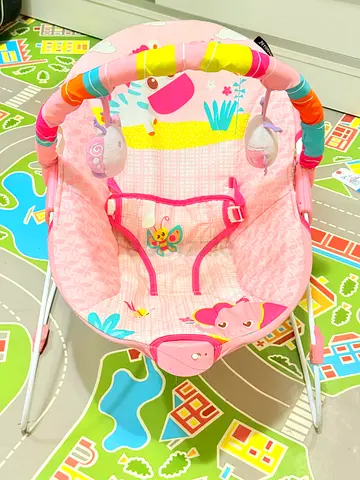 Baby cradle/baby swing for sale urgent