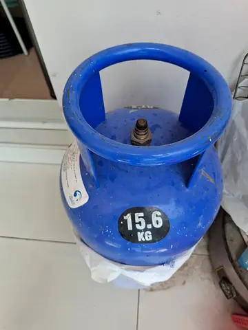15.6 kg Blue LPG Gas Cylinder (used)