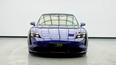 صورة 2 لـ 2020 Porsche TAYCAN