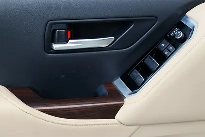 Toyota Land Cruiser GXR, миниатюра 12