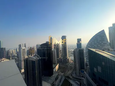 Canal View |Near to Metro | Prime View