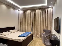 Executive Room near Metro, all bills covered