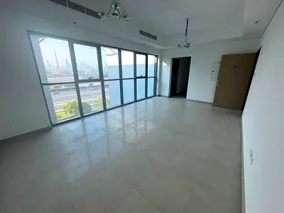 Spacious 2 BR | Panoramic Skyline Views | Direct