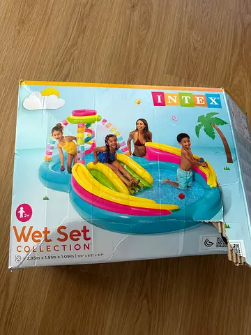 Intex pool