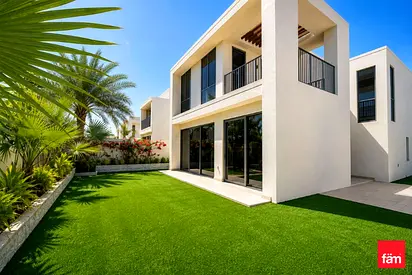 Single row | Vacant now | Huge plot