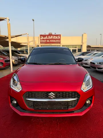 الشارقة سوق الحراج معرض سيارات  خط الخليج رقم ١٨٢