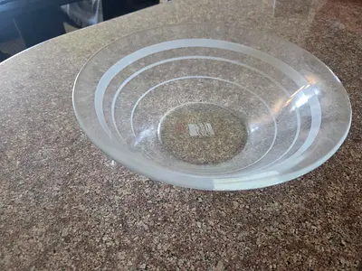 Luminarc Large Glass Serving Bowl – Brand New, Unused
