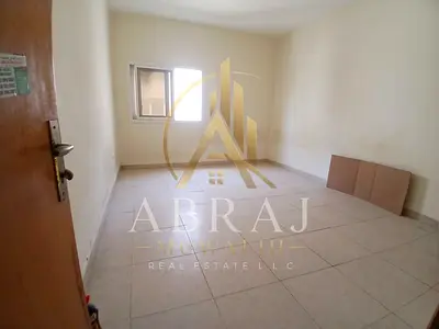 Lavish 1bhk apartment available near Muwailah bus stop rent 32k