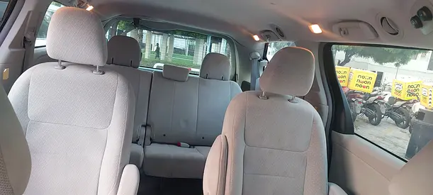 صورة 14 لـ 2011 Toyota SIENNA