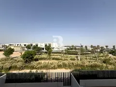 Close to Pool | Single Row | Park View