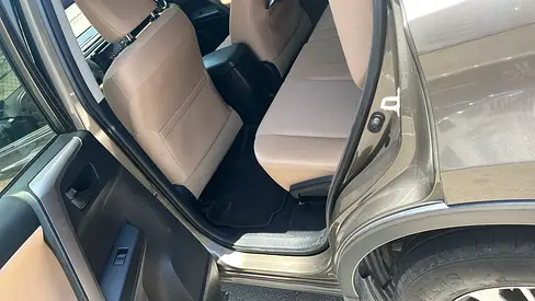 2017 Toyota RAV 4 — фото 6
