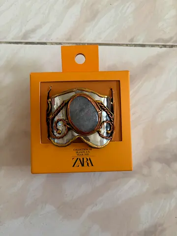 Women’s Jewellery bracelet