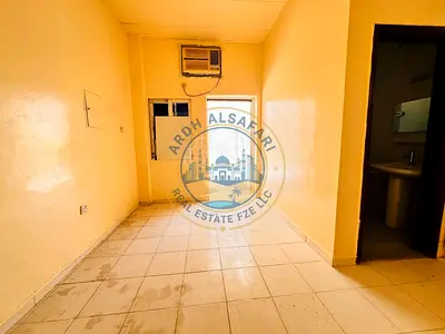 Ready to move studio for two person with separate kitchen