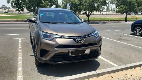 2017 Toyota RAV 4 — фото 4